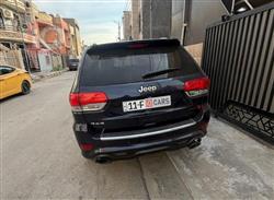 جیپ گراند شیرۆکی